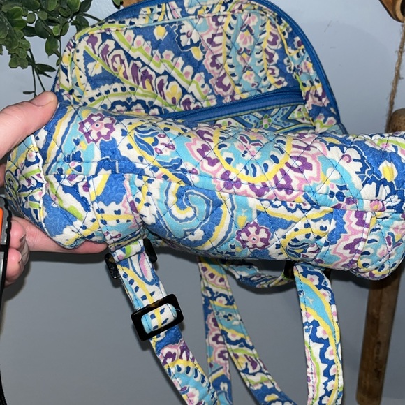 Vera Bradley small backpack - Picture 2 of 5